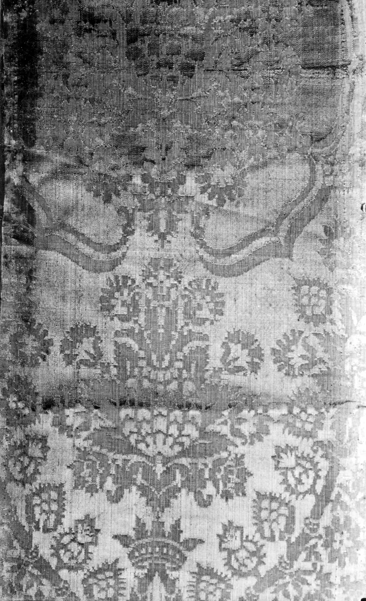 Fragment by Italy, textile, 1501-1600