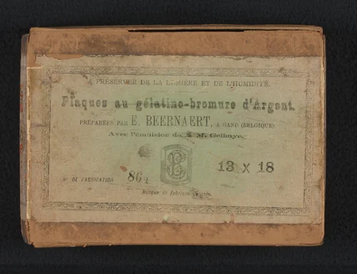 1 leeg doosjes Beernaert glasnegatieven, horend bij RP-F-2019-152-22 t/m 36 by Machiel Gerrit George Suyver, photograph, 1890-1898