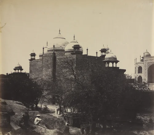 Taj Mahal, Back View of the Rest-House, with Figure by Dr. John Murray, photograph, 1858-1862