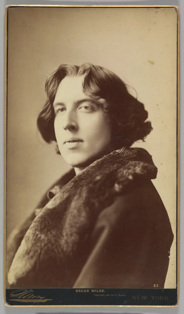 Oscar Wilde by Napoleon Sarony, photograph, 1882