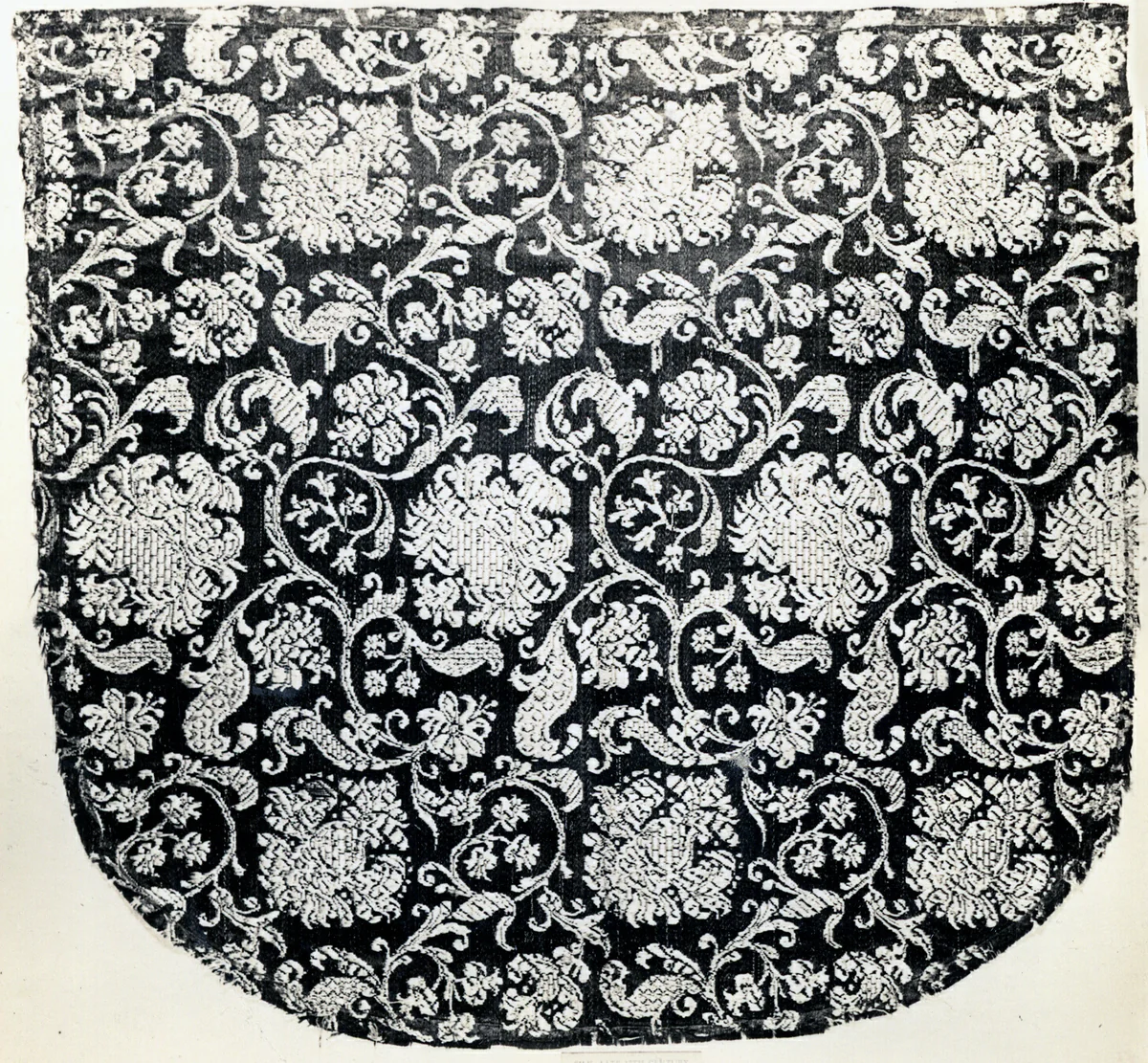 Fragment by France or Italy, textile, 1625-1675