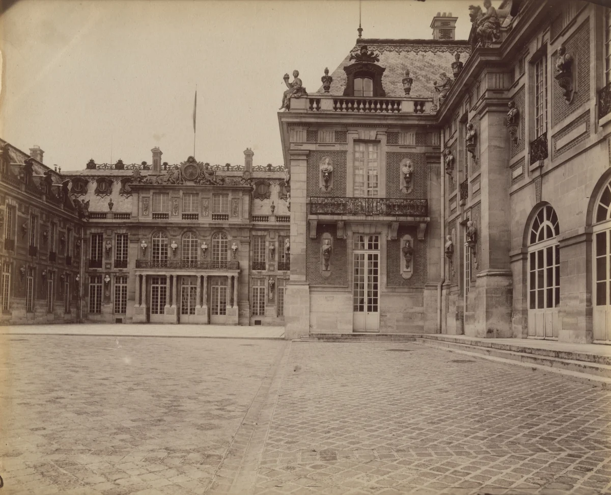 Versailles -- Le Château by Eugène Atget, photograph, 1902