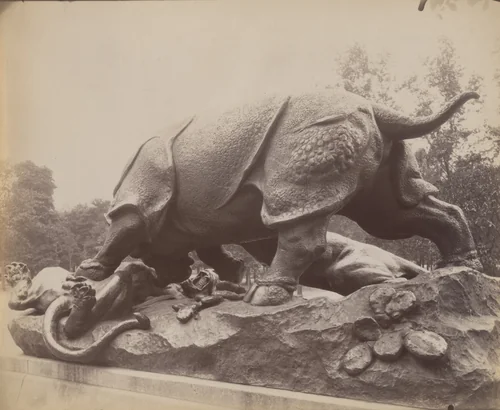 Tuileries -- Groupe par Cain by Eugène Atget, photograph, 1911