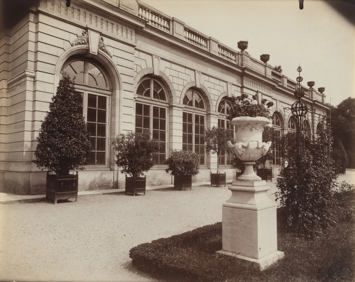 Bagatelle by Eugène Atget, photograph, 1922