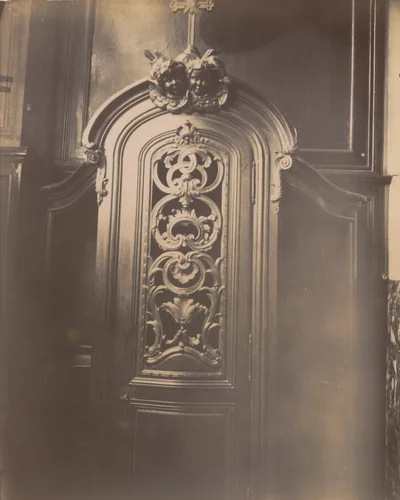 St. Nicolas du Chardonnet by Eugène Atget, photograph, 1914