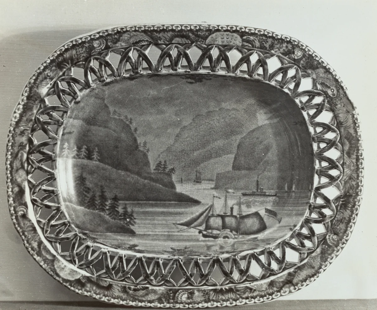 Platter - "Hudson River" by Helmut Hiatt, index of american design, 1936