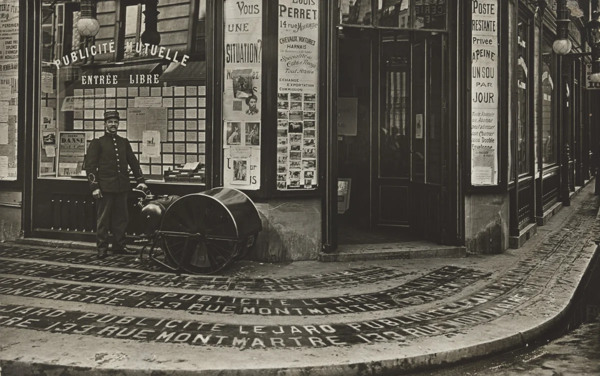 Publicité mutuelle, Entrée libre, Société des produits "As de Trèfle," Paris by Unidentified Photographer, photograph, 1905