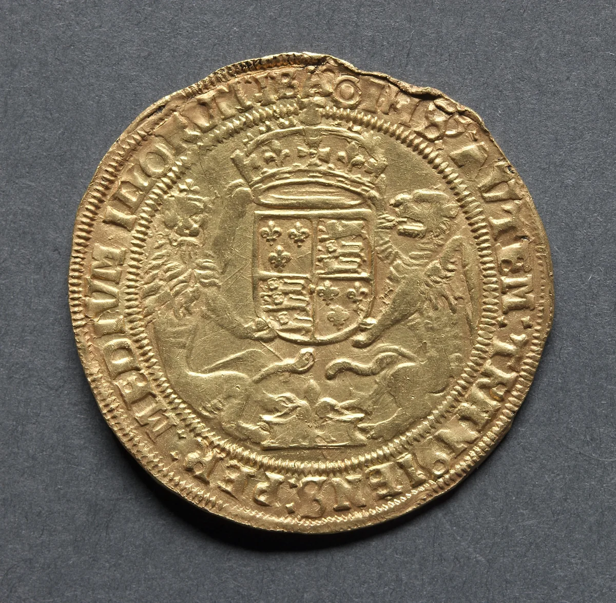 Half Sovereign: Henry VIII (obverse);Crowned Arms (reverse) by Unknown, metalwork, 1544-1547