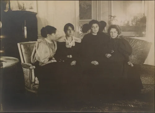 Paule Gobillard, Jeannie Gobillard, Julie Manet, and Geneviève Mallarmé by Edgar Degas, photograph, 1895