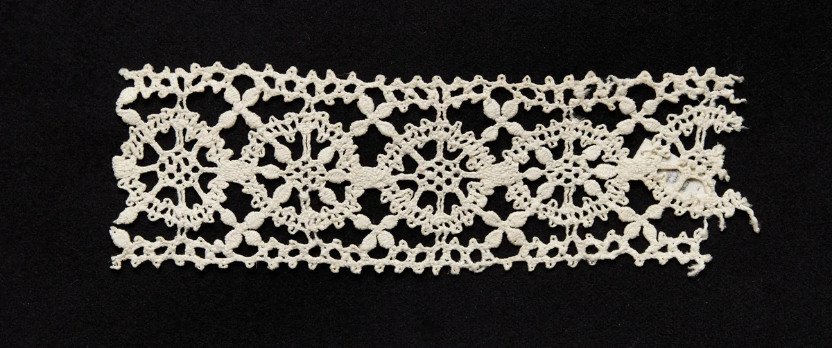 Bobbin Lace (Needlepoint Design) Insertion by Unknown, textile, 1550-1599