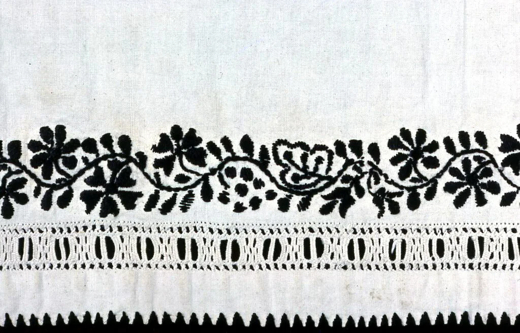 Border by Spain, textile, 1801-1900
