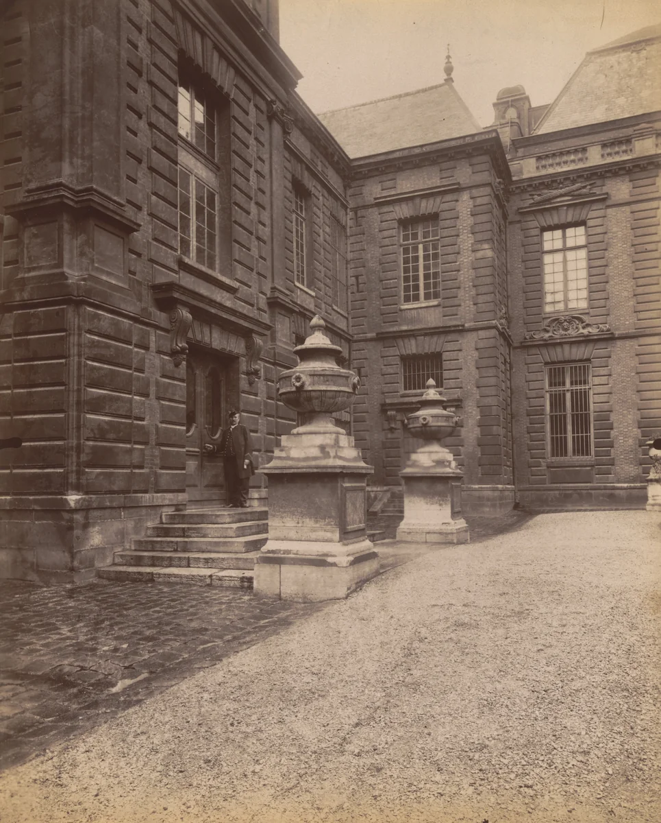 Bibliothèque nationale by Eugène Atget, photograph, 1902