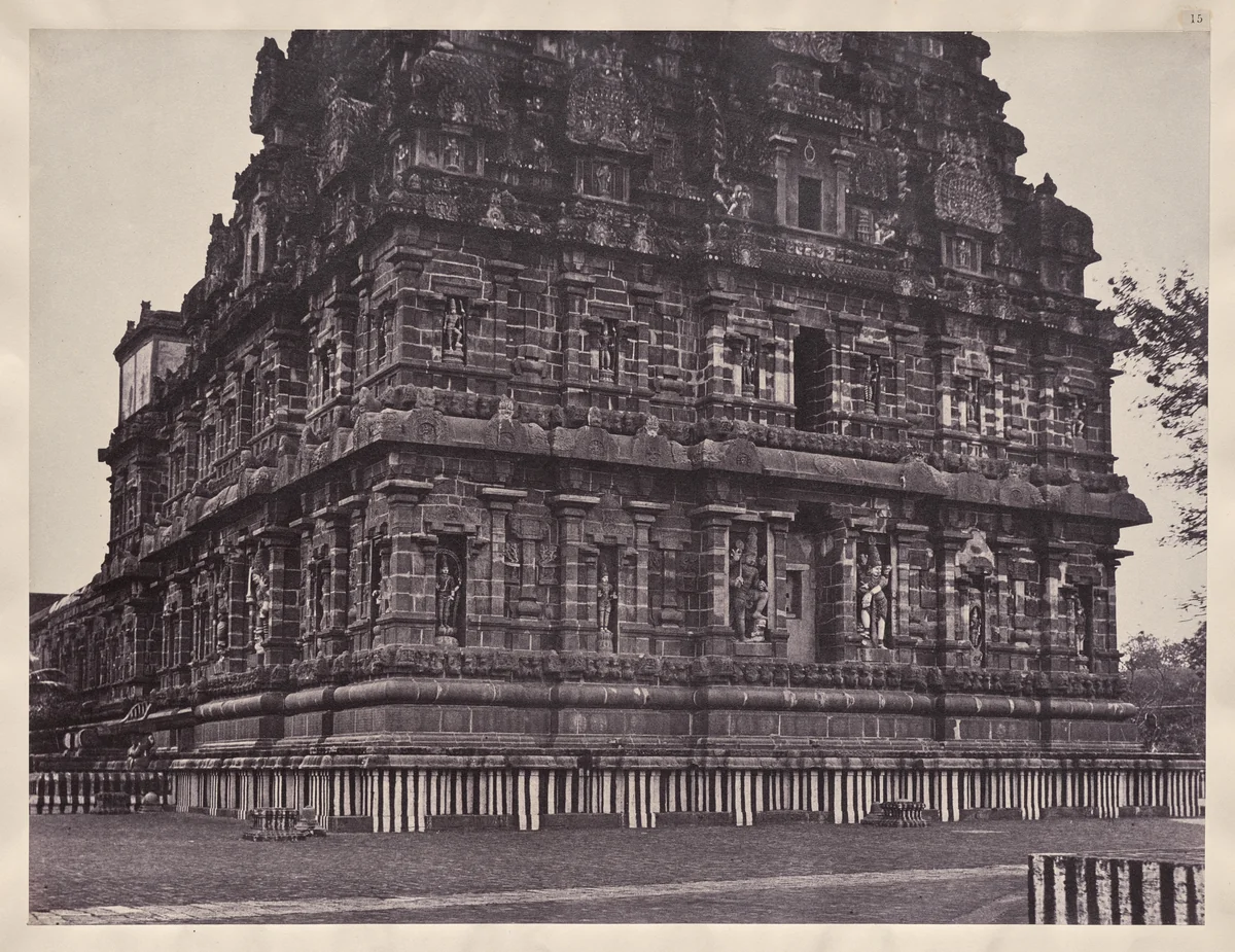 West and South Sides of the Vimana Walls, Great Temple (Brihadeshvara) at Tanjore (Thanjavur) by Captain Linnaeus Tripe, photograph, 1858