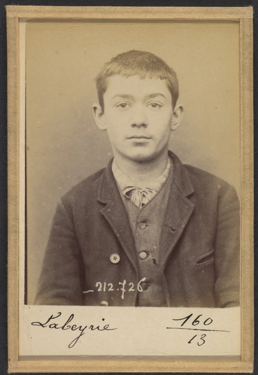 Labeyrie. Romain. 19 ans, né le 13/11/74 à Cauna (Landes). Sculpteur. Anarchiste. 10/1/94. by Alphonse Bertillon, photograph, 1894