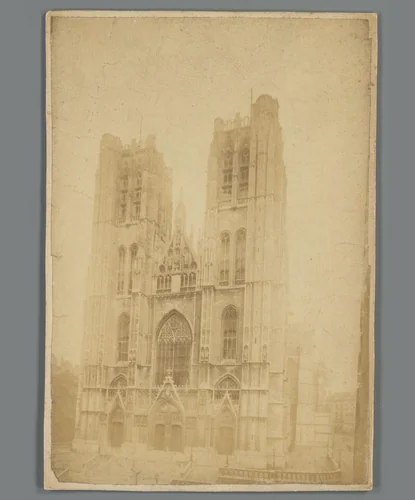 Kathedraal van Sint-Michiel en Sint-Goedele, Brussel by anonymous, photograph, 1870-1890