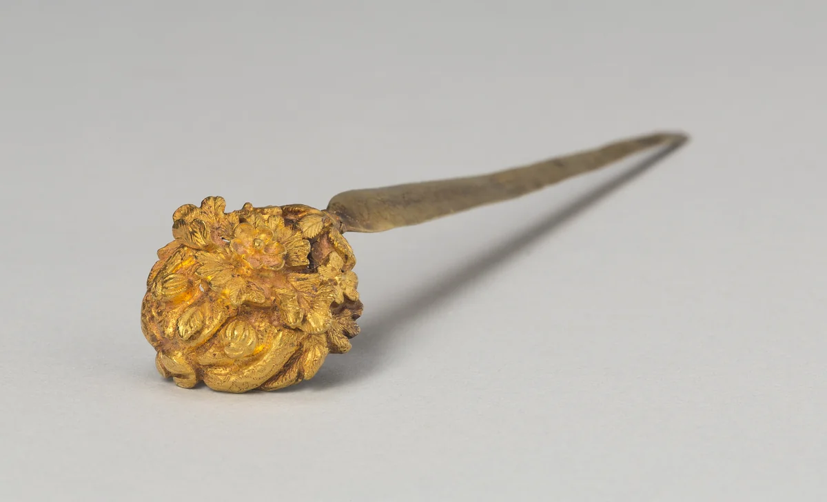 Hairpin with Head formed as Melon, with Melon Blossoms, Foliage, and Small Melons by China, metalwork, 1101-1300
