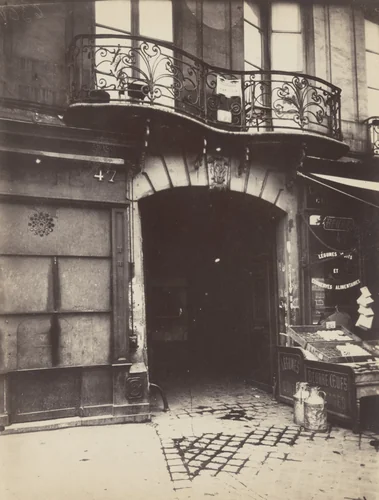 47 Rue Saint-Antoine by Eugène Atget, photograph