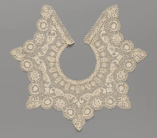 Kraag van kloskant met Maltezer kruizen by anonymous, textile, 1900