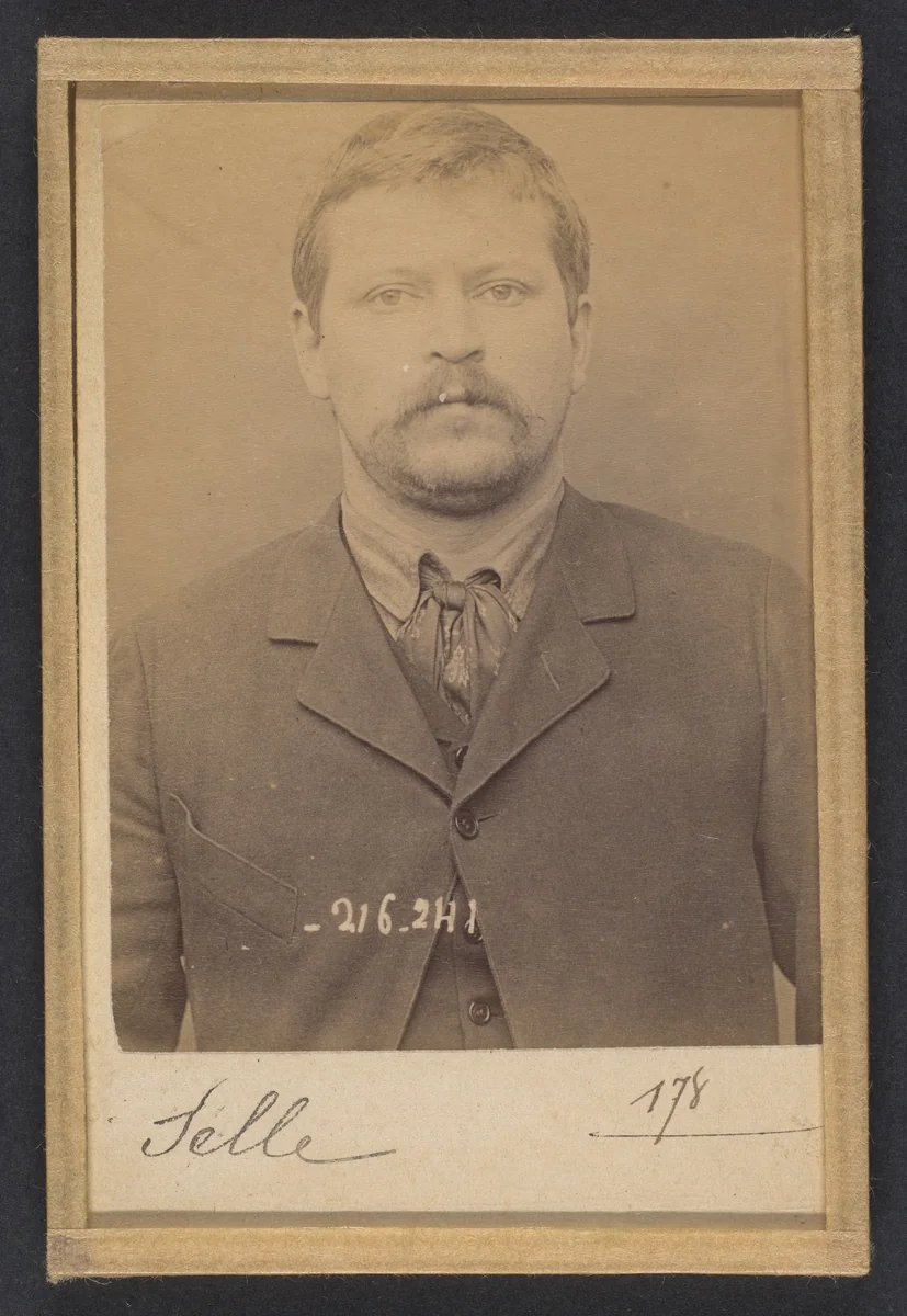 Selle. Louis- Désiré-Honoré. 31 ans, né à Bougival. Cordonnier. Anarchiste. 26/3/94. by Alphonse Bertillon, photograph, 1894