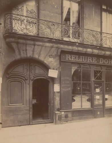 Balcon. 67 rue Saint-Jacques by Eugène Atget, photograph, 1913