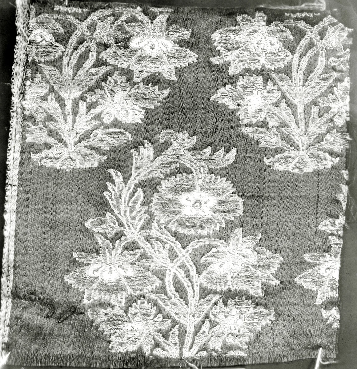 Square by Iran, textile, 1801-1825