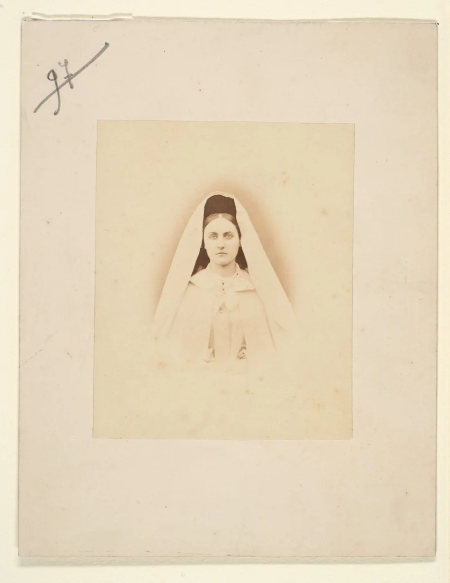 Nonne blanche (tete) by Pierre-Louis Pierson, photograph, 1860-1869