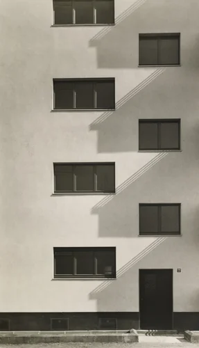 Cologne Kalkerfeld Settlement, Entrance by Werner Mantz, photograph, 1928