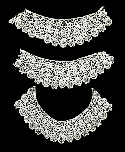 Collar and Two Cuffs by England, Honiton, textile, 1850-1875