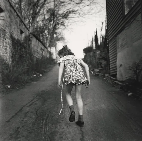 Cabbagetown by Michael Ackerman, photograph, 1998