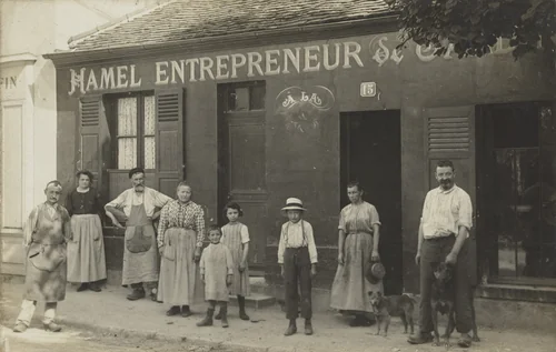 Hamel, Entrepreneur de jardins, Avranches by Unidentified Photographer, photograph, 1907