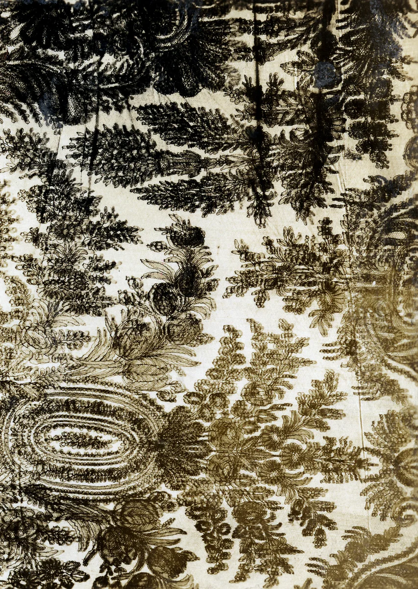 Half Shawl by Bayeux, textile, 1860-1869