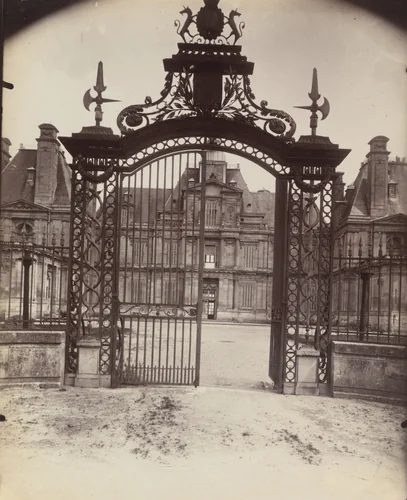 Maisons-Lafitte-château by Eugène Atget, photograph, 1910