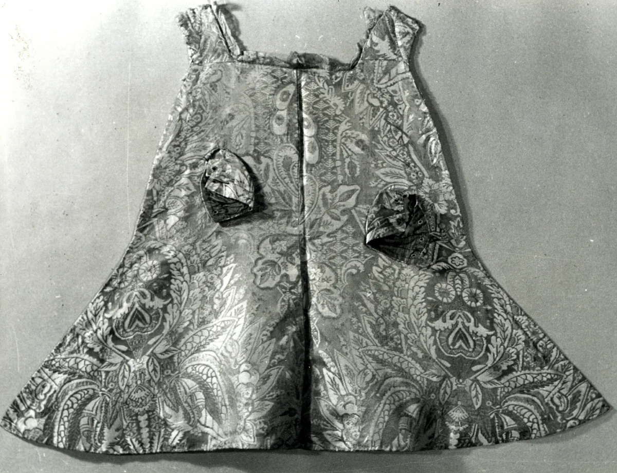 Two Panels and Two Fragments from an Image Robe by France, textile, 1719-1740