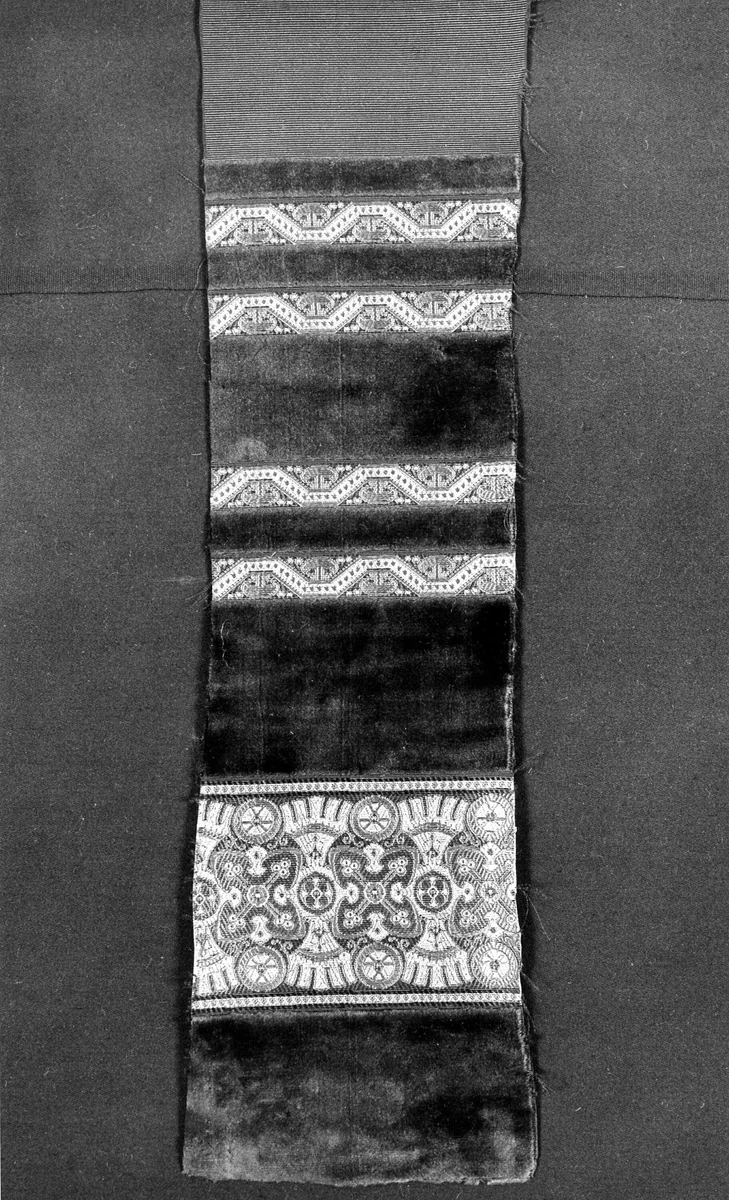 Fragment of a Border by France, textile, 1855-1875