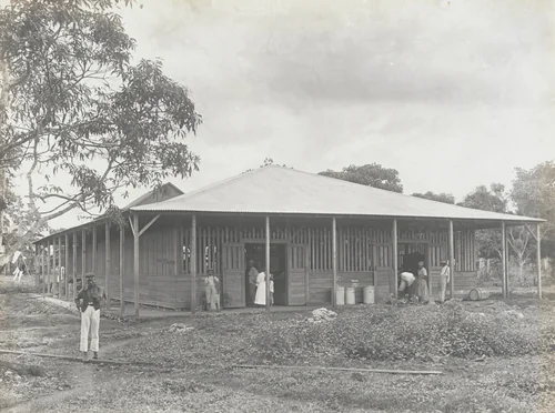 Native market at Empire, C.Z by Unidentified Photographer, photograph, 1905