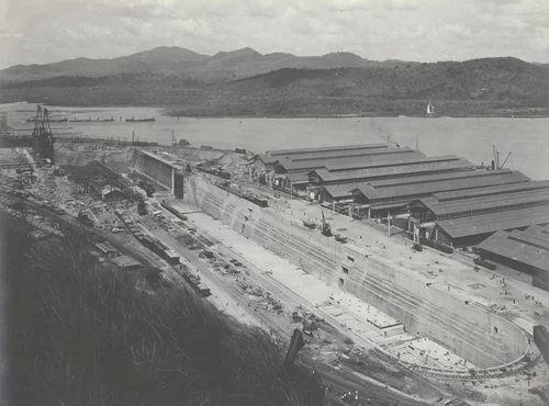 Balboa Terminals. Dry Dock #1. Cleaned up and ready for opening of Cofferdam. Reinforced concrete Pontoons for Boat Landing ready for launching by Unidentified Photographer, photograph, 1916