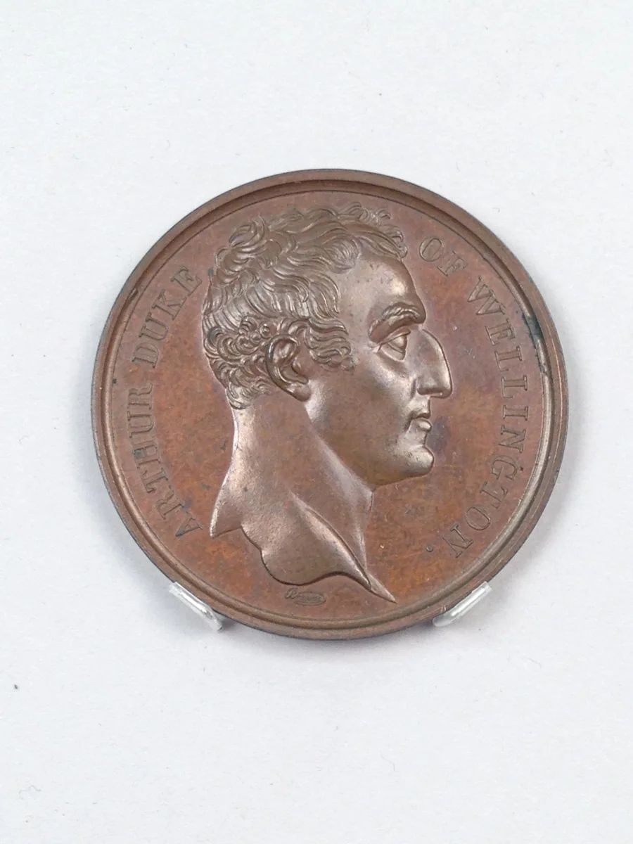 Duke of Wellington (one of Mudie's series of "National Medals") by Nicholas Guy Antoine Brenet, metalwork, 1815
