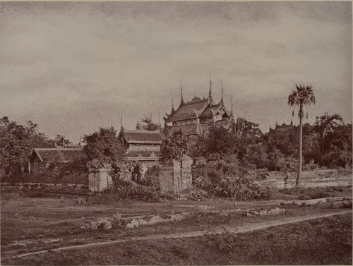 Amerapoora: My-au-dyk Kyoung by Linnaeus Tripe, photograph, 1855