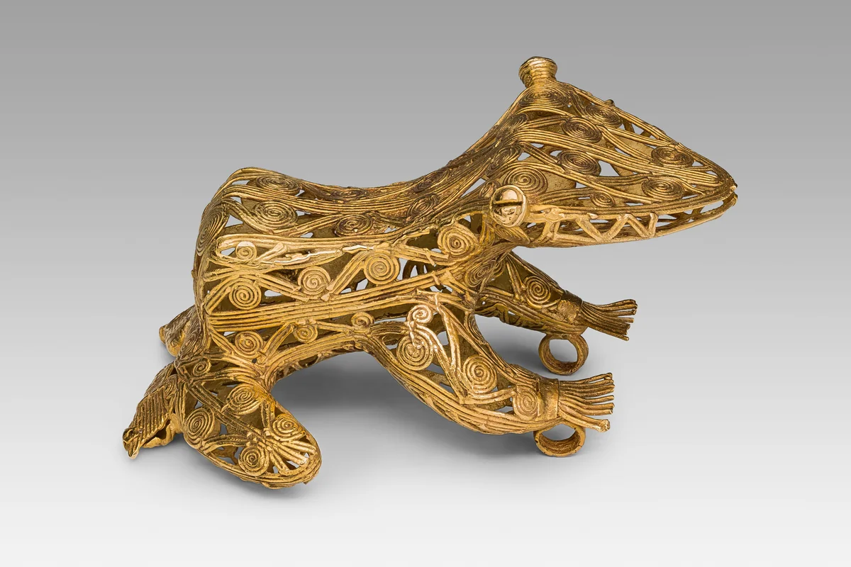 Filagree Pendant in the Form of a Frog or Toad by Coclé Venado Beach, metalwork, 500-1000