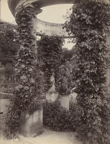 Roseraie de L'Haÿ by Eugène Atget, photograph, 1922