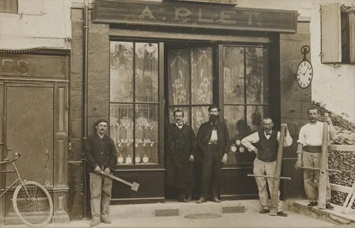 Horlogerie, Marmande by Unidentified Photographer, photograph, 1908