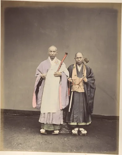 [Two Japanese Men in Traditional Dress] by Suzuki Shin'ichi, photograph, 1870-1879