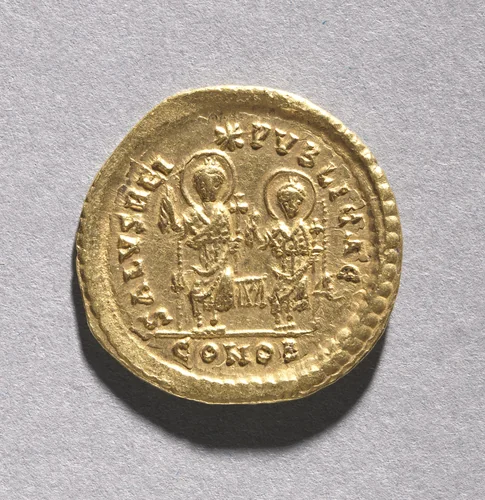 Solidus of Theodosius II and Valentinian III (reverse) by Unknown, metalwork, 408-425