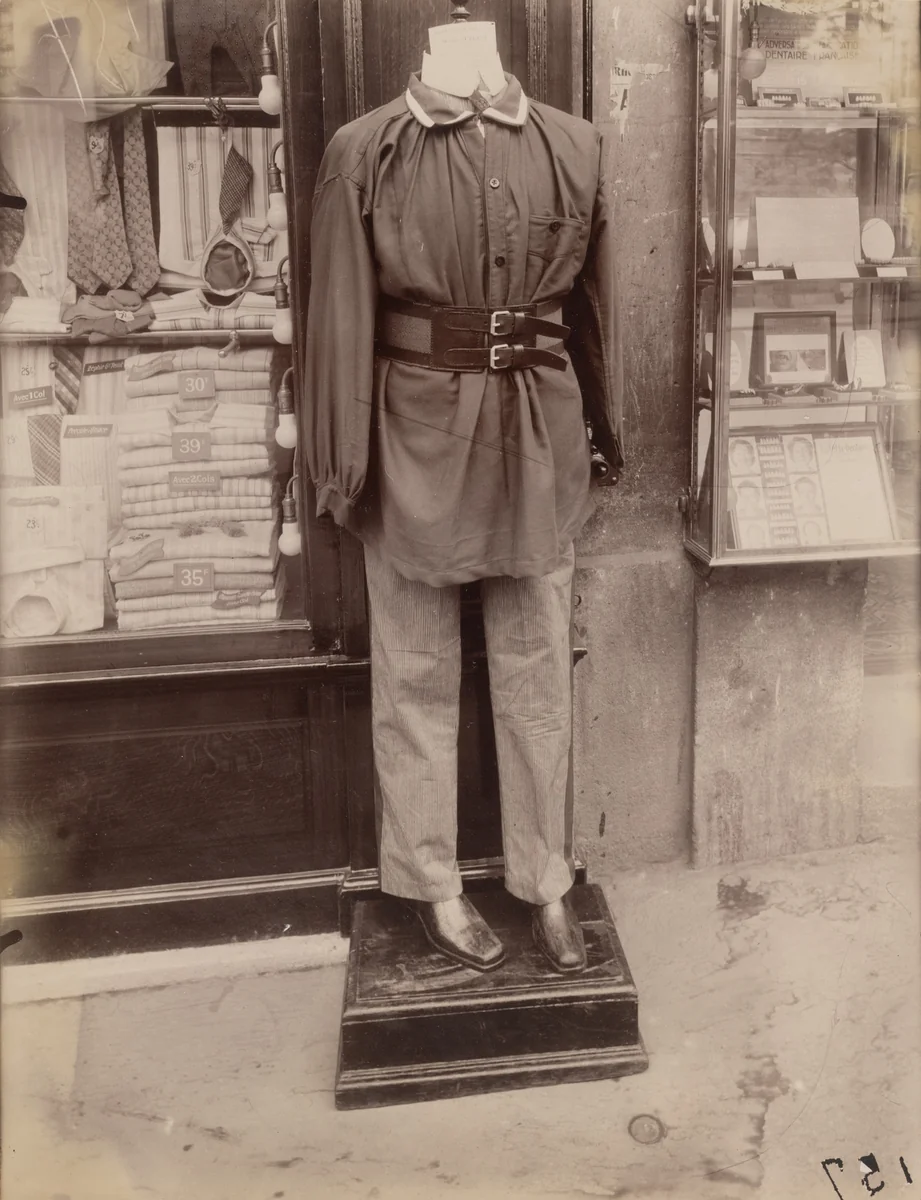 Avenue des Gobelins by Eugène Atget, photograph, 1926