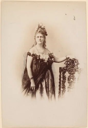 Roses Compiègne by Pierre-Louis Pierson, photograph, 1895