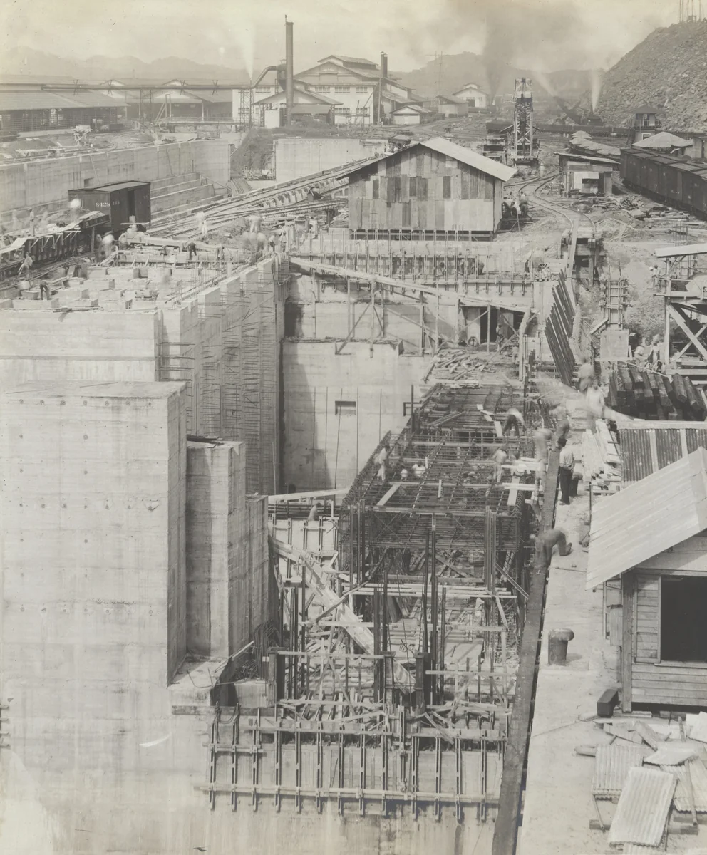 Balboa Terminals. Dry Dock #1. General view of construction progress around pumpwell and discharge culvert by Unidentified Photographer, photograph, 1915