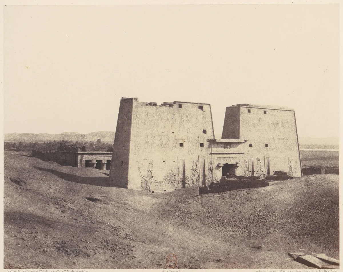 Edfou (Apollonopolis Magna), Vue Générale du Temple by Félix Teynard, photograph, 1851-1852
