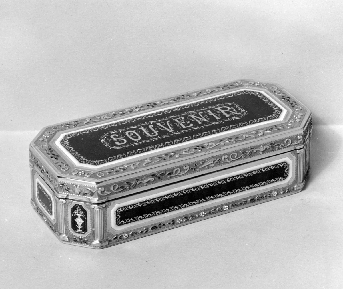 Box by Jacques François Varin, metalwork, 1788-1789