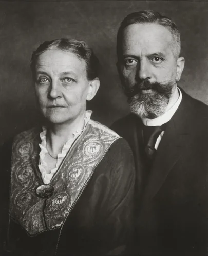 Wholesale Merchant and Wife by August Sander, photograph, 1923