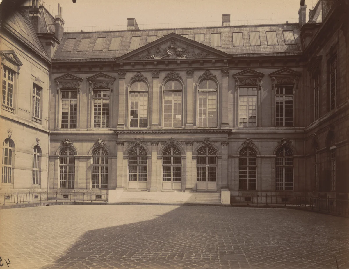 Bibliothèque Nationale. Rue Richelieu by Eugène Atget, photograph, 1902